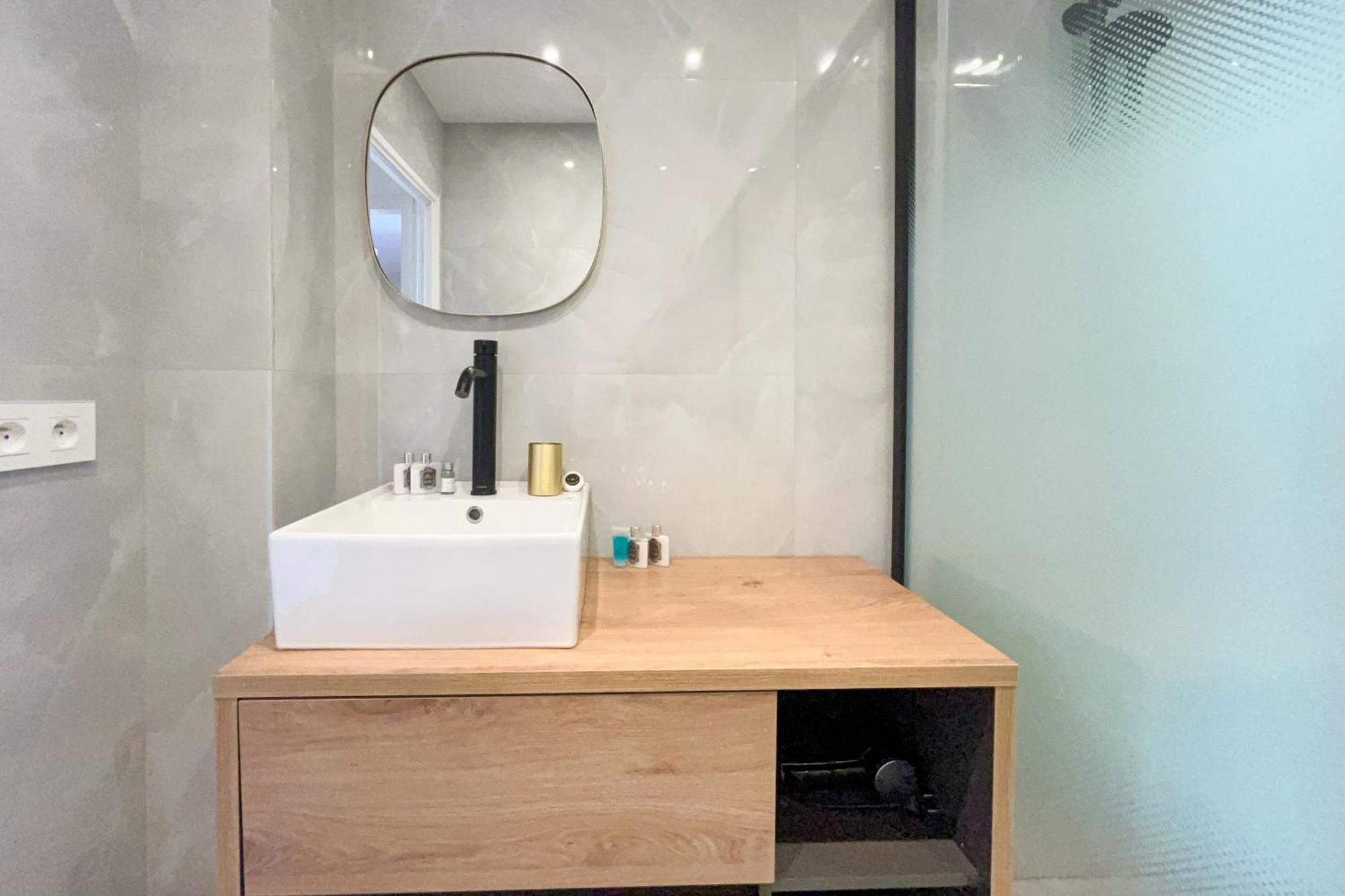 Apartment Magnifique - M3 *