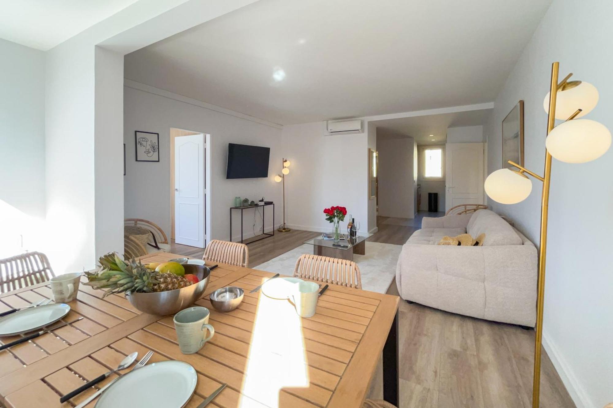 Apartment Magnifique - M3 *